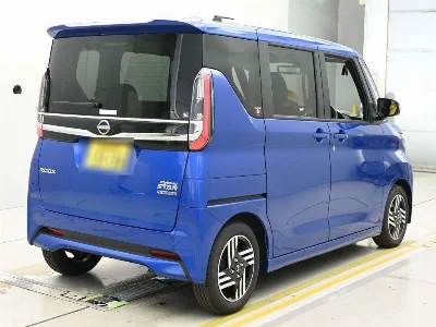 NISSAN ROOX