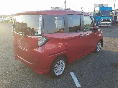 TOYOTA TANK
