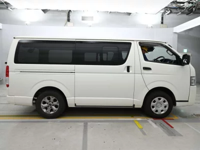 MAZDA BONGO BRAWNY VAN