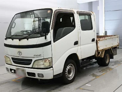 TOYOTA DYNA