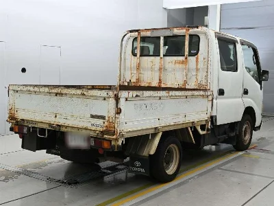 TOYOTA DYNA