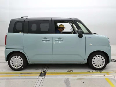 SUZUKI WAGON R SMILE