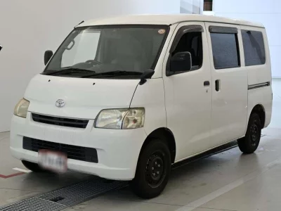 TOYOTA TOWN ACE VAN