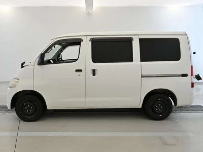 TOYOTA TOWN ACE VAN