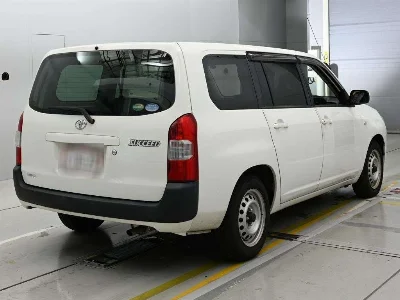 TOYOTA SUCCEED