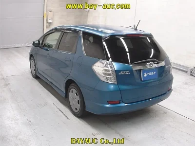 HONDA FIT SHUTTLE