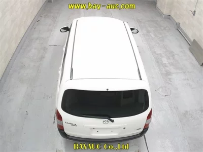 MAZDA FAMILIA VAN