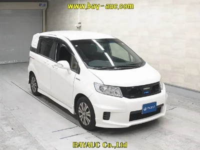 HONDA FREED SPIKE