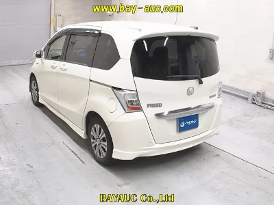 HONDA FREED