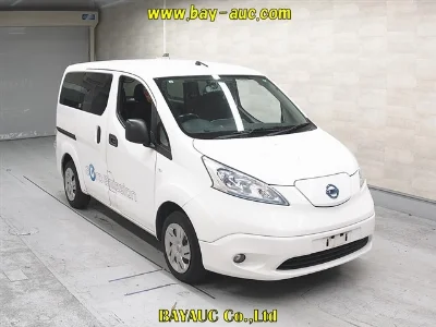 NISSAN E-NV200 VAN