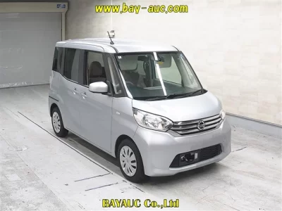 NISSAN DAYZ ROOX