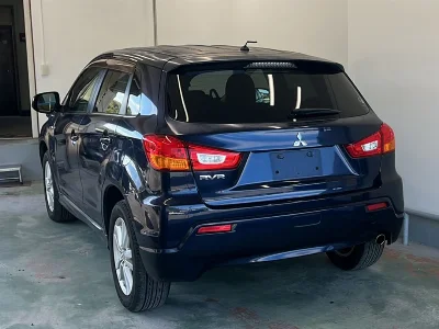 MITSUBISHI RVR