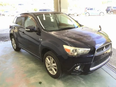 MITSUBISHI RVR