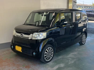 HONDA N BOX SLASH
