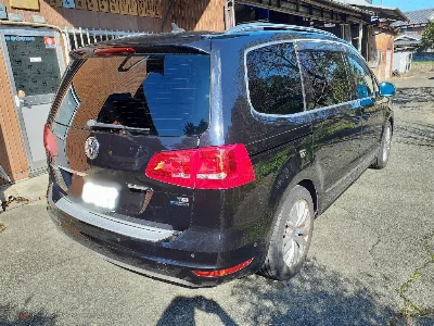 VOLKSWAGEN SHARAN