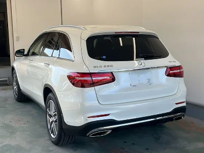 MERCEDES BENZ GLC