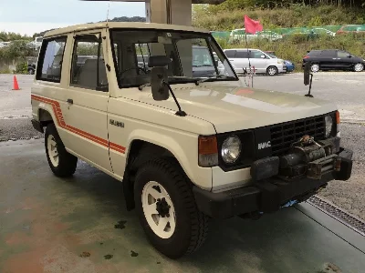 MITSUBISHI PAJERO