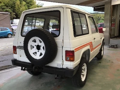 MITSUBISHI PAJERO