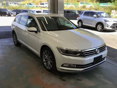 VOLKSWAGEN PASSAT VARIANT