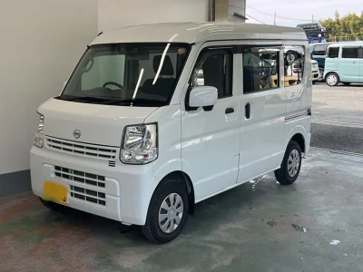 NISSAN CLIPPER VAN