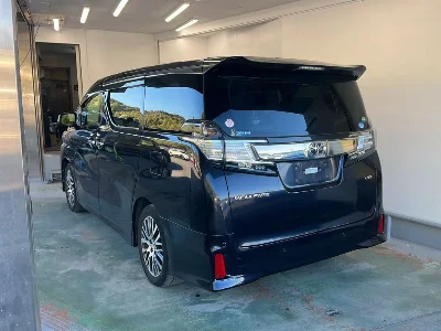 TOYOTA VELLFIRE