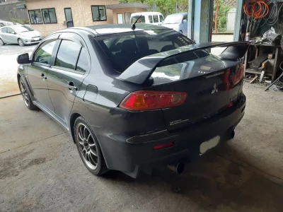 MITSUBISHI LANCER EVOLUTION