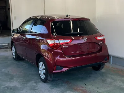 TOYOTA VITZ