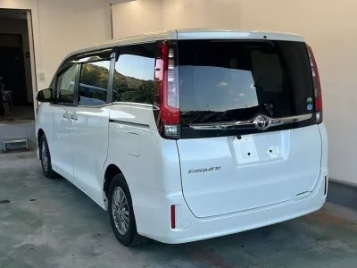 TOYOTA ESQUIRE