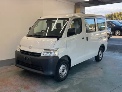 TOYOTA TOWN ACE VAN
