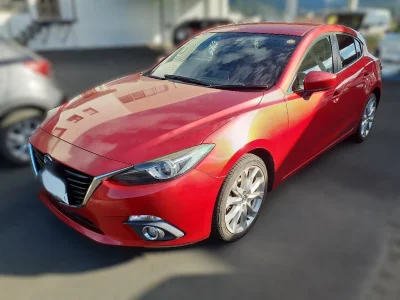 MAZDA AXELA