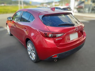 MAZDA AXELA