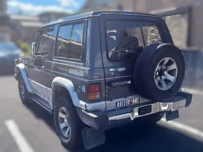 MITSUBISHI PAJERO