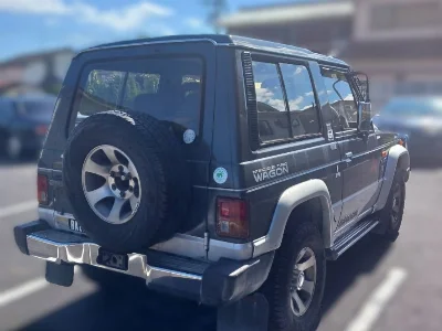 MITSUBISHI PAJERO