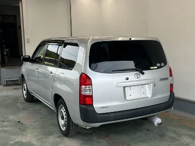 TOYOTA SUCCEED