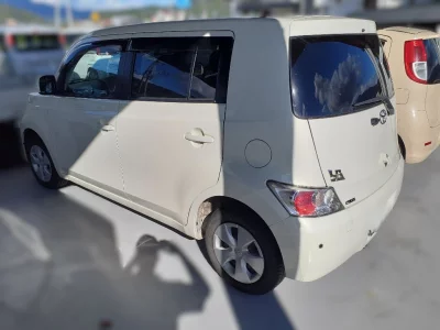 TOYOTA BB