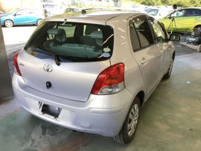 TOYOTA VITZ