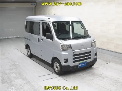 TOYOTA PIXIS VAN