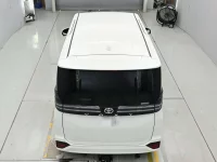 Цена авто Toyota Voxy с аукционов Японии, номер кузова MZRA90W, пробег 20 000, оценка 2