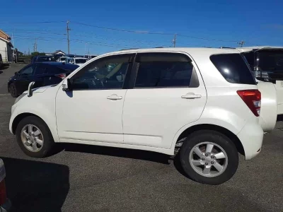 TOYOTA RUSH