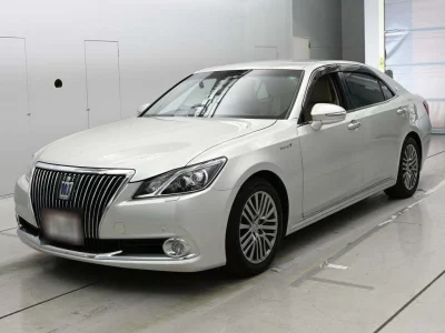 TOYOTA CROWN MAJESTA