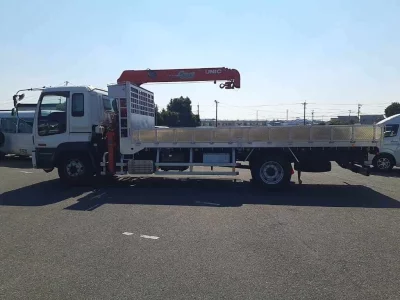 ISUZU GIGA