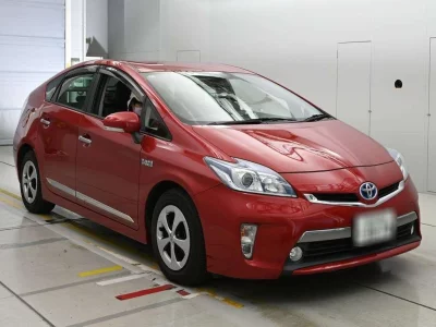 TOYOTA PRIUS PHV