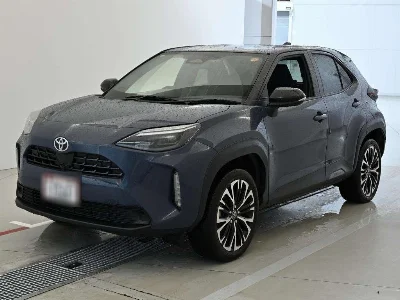 TOYOTA YARIS CROSS 1