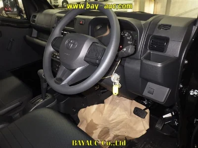 TOYOTA PIXIS TRUCK