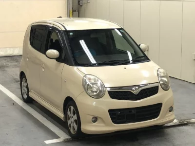 SUZUKI MRWAGON