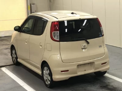 SUZUKI MRWAGON
