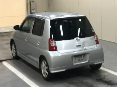 DAIHATSU ESSE
