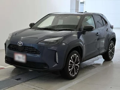 TOYOTA YARIS CROSS 1