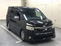 Цена авто Toyota Voxy с аукционов Японии, номер кузова ZRR70W, пробег 138 000, оценка 6