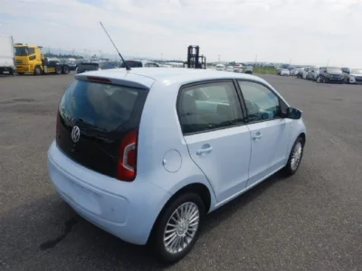 VOLKSWAGEN UP!